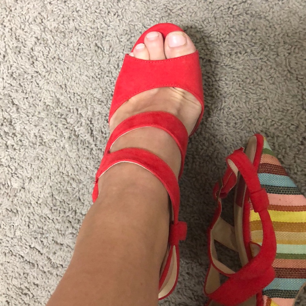 Red wedges - Picture 2 of 5